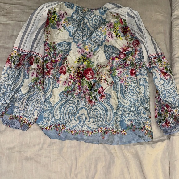 Johnny Was
Effortless Striped Peasant Blouse (21) - Picture 3 of 8